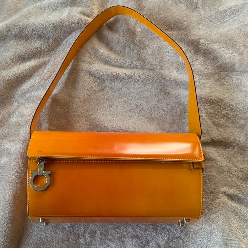 SALVATORE FERRAGAMO PURSE